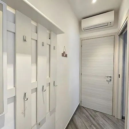 Ampio Trilocale Adriatico Vicino Al Mare Con Posto Apartamento *
