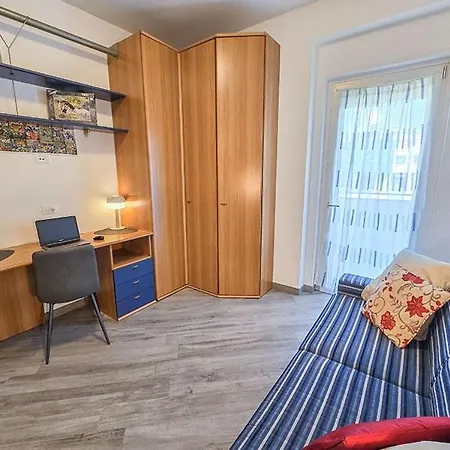 Ampio Trilocale Adriatico Vicino Al Mare Con Posto