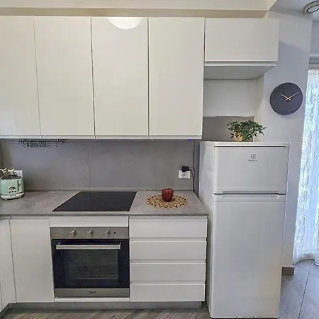 Ampio Trilocale Adriatico Vicino Al Mare Con Posto Apartamento