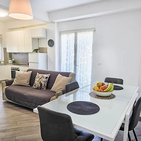 Apartment Ampio Trilocale Adriatico Vicino Al Mare Con Posto Porto d'Ascoli